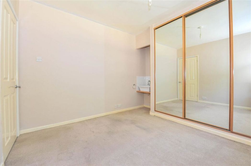 Property image 18 of 34