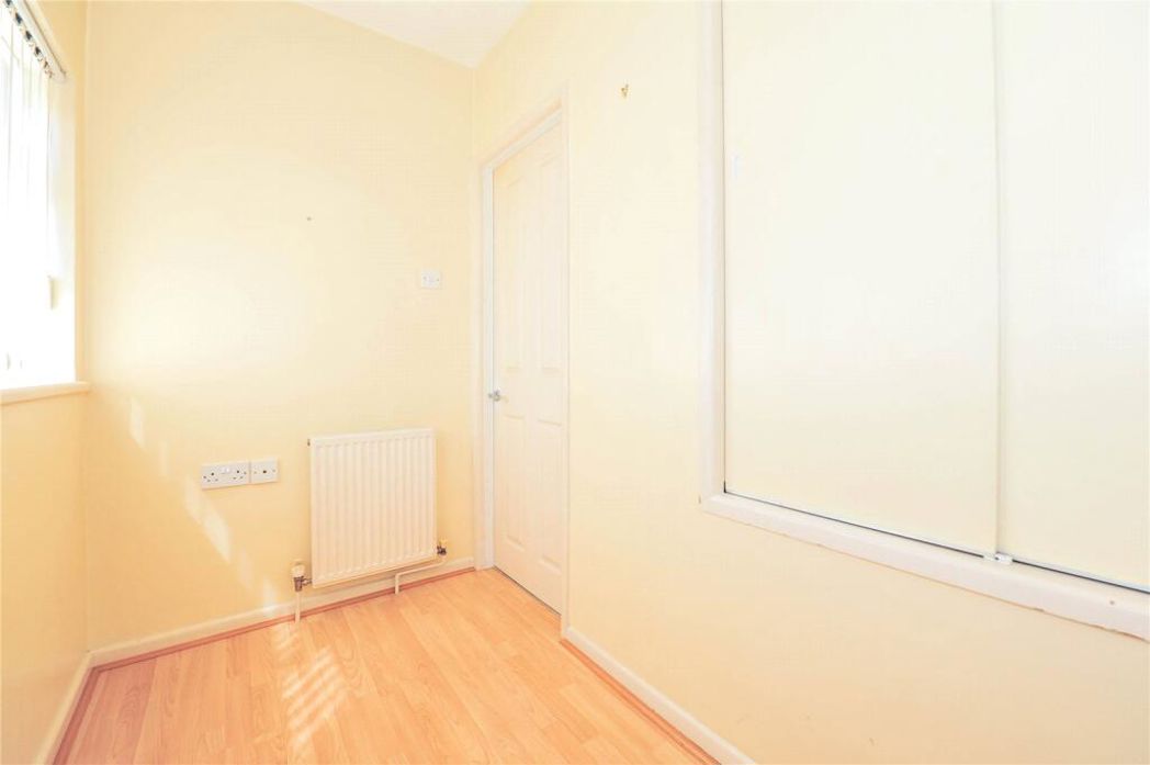 Property image 23 of 34