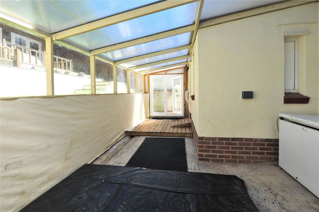 Property image 27 of 34