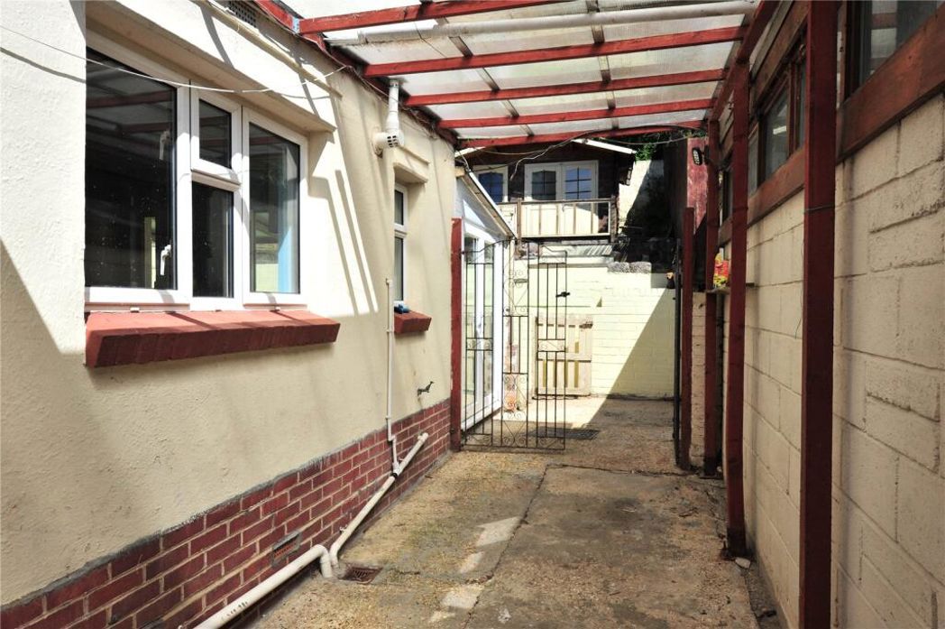 Property image 34 of 34