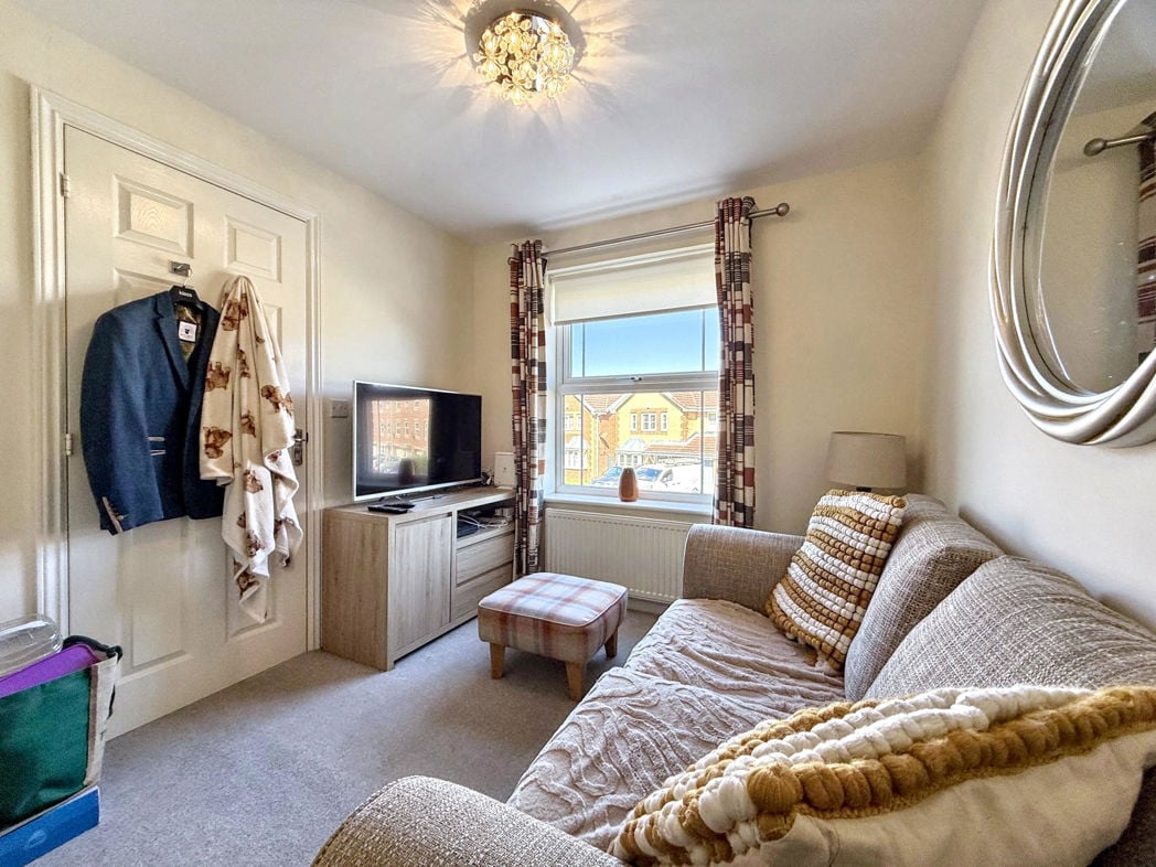 Property image 12 of 26