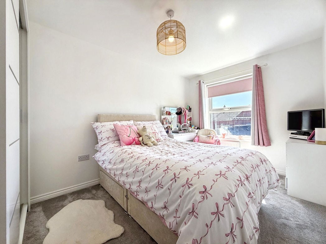 Property image 19 of 26