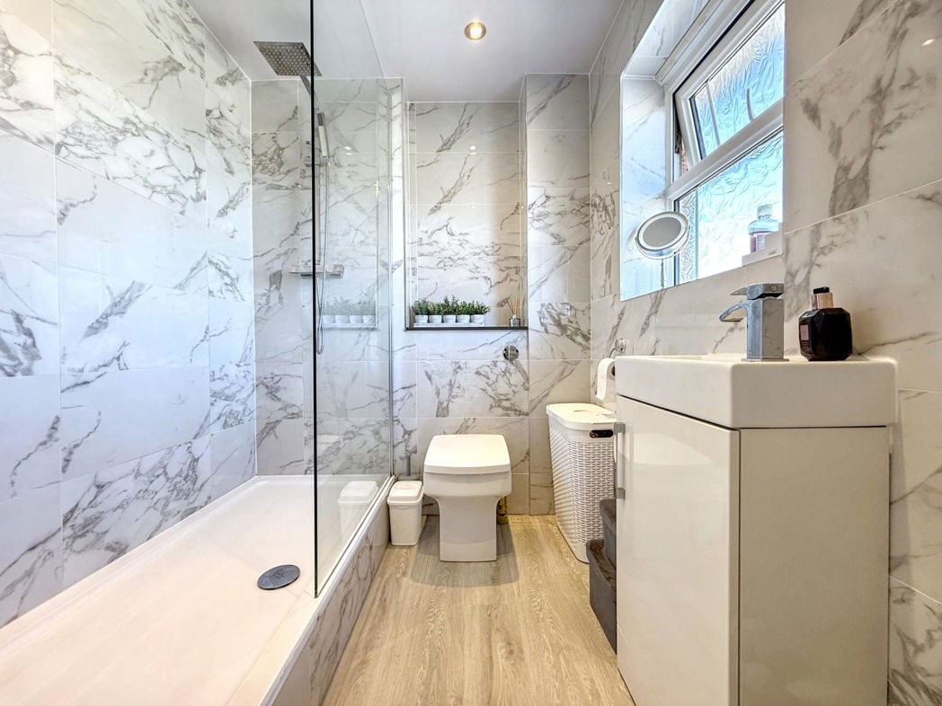 Property image 21 of 26