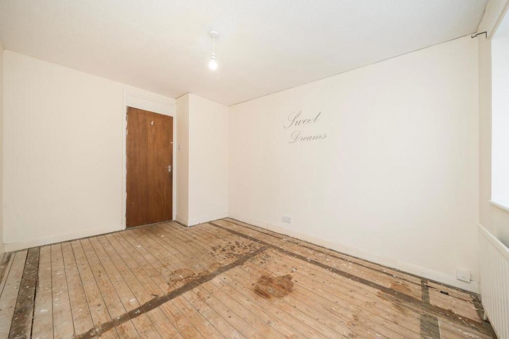 Property image 7 of 17