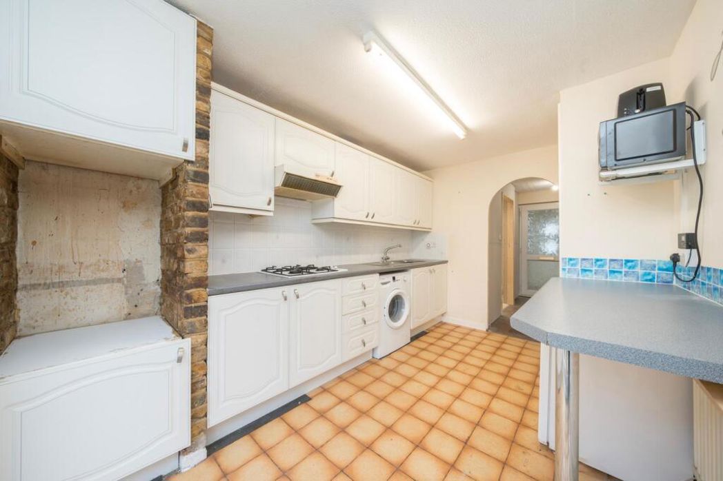 Property image 4 of 17
