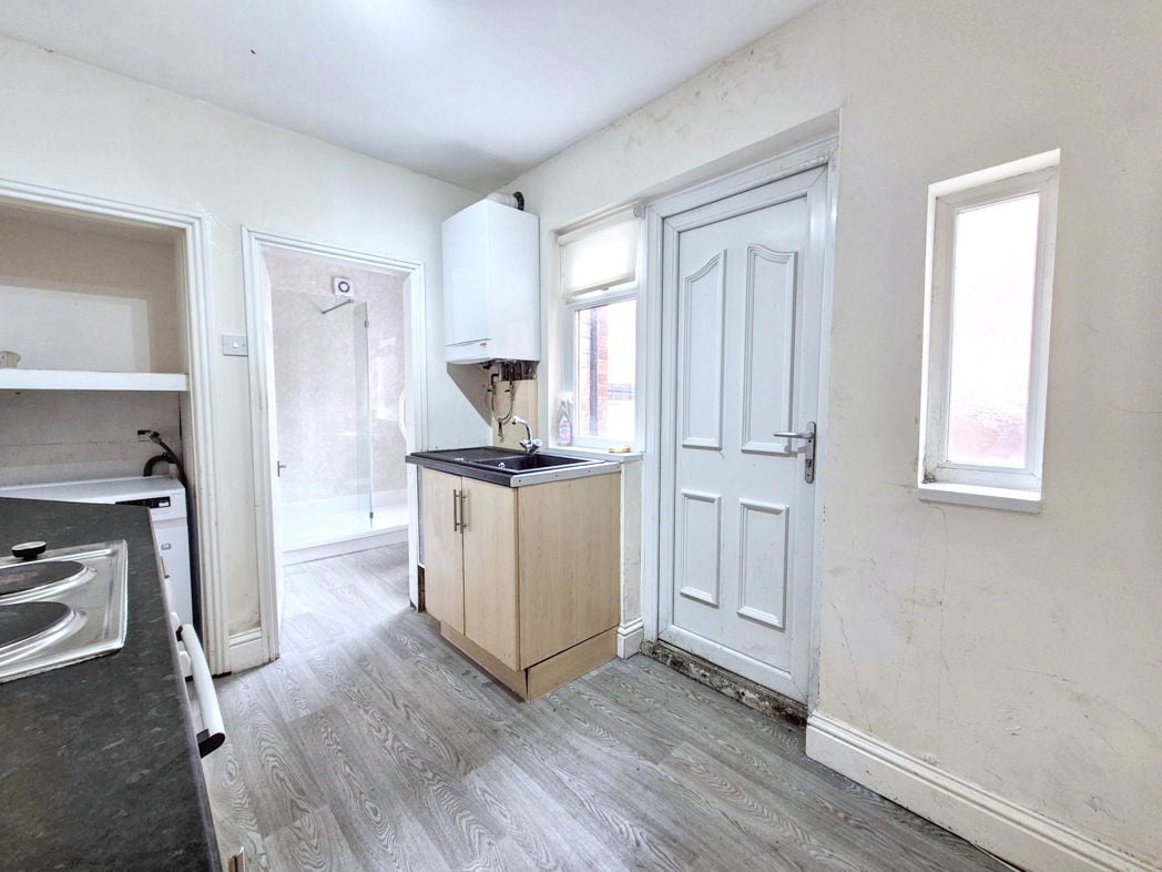 Property image 7 of 11