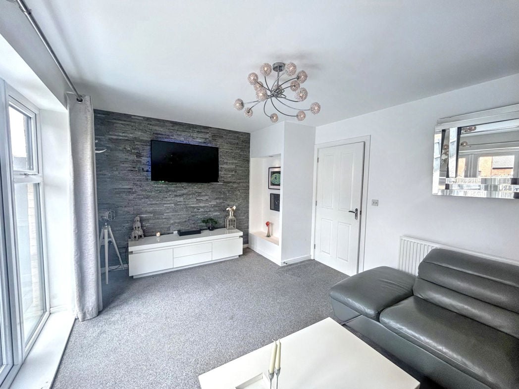 Property image 5 of 15