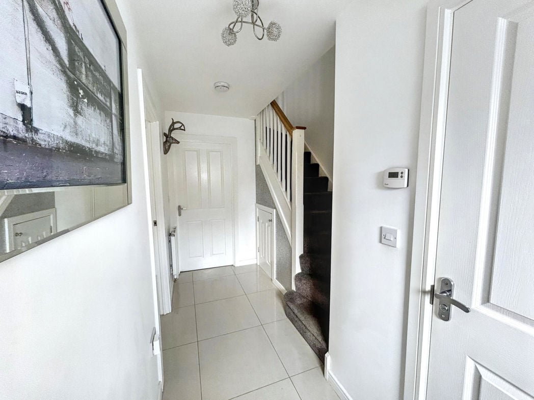 Property image 4 of 15