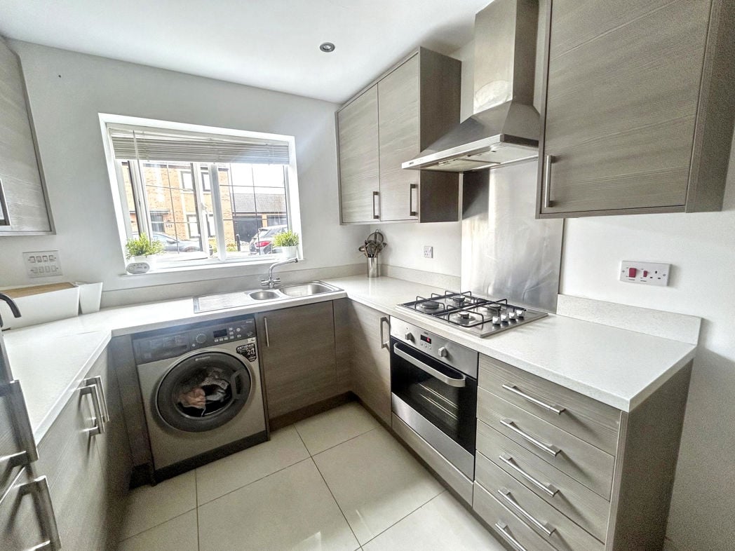 Property image 3 of 15