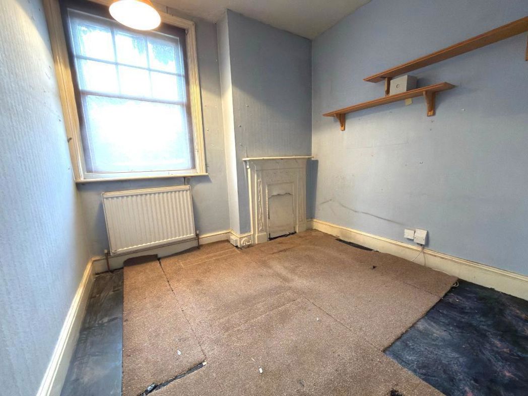 Property image 16 of 17