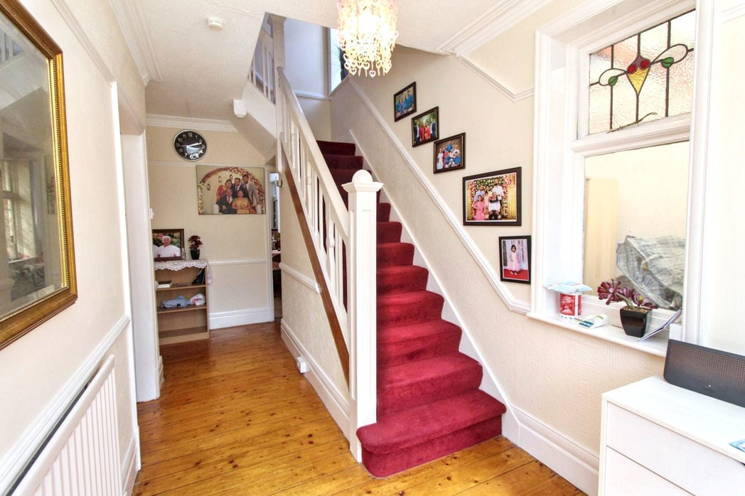 Property image 5 of 11