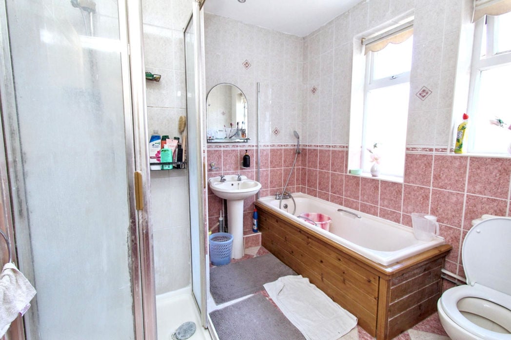 Property image 7 of 11