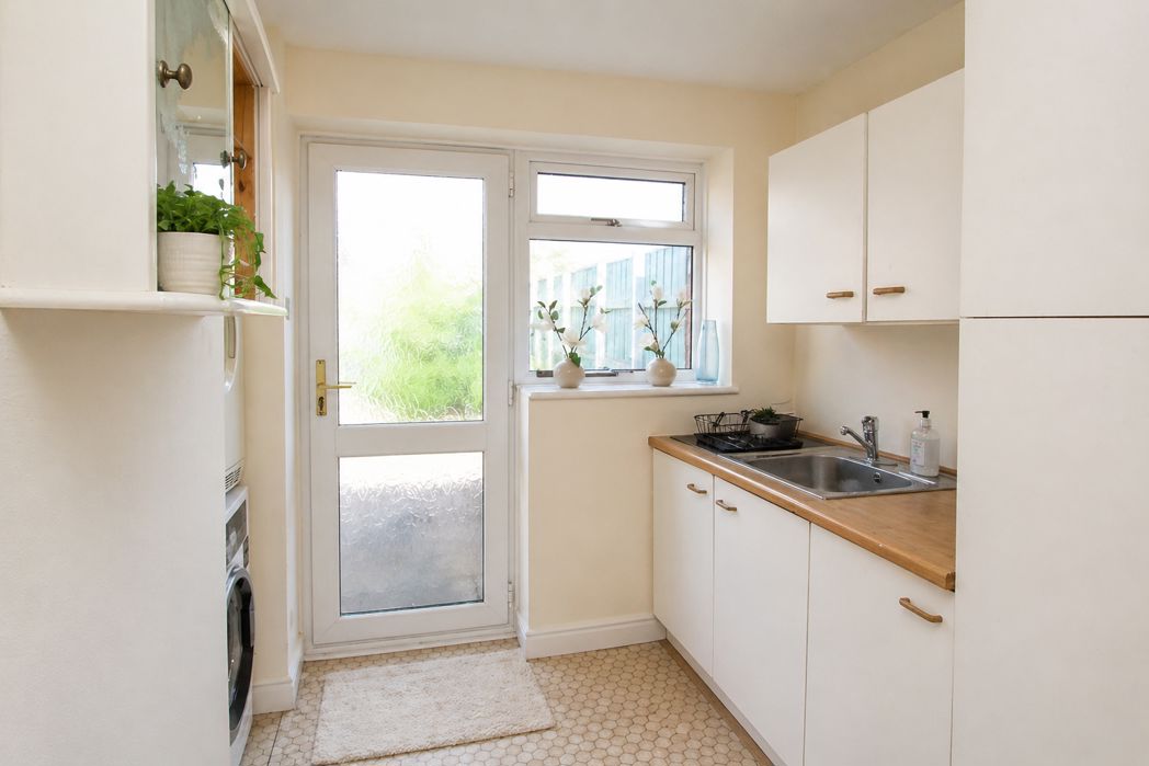 Property image 6 of 11