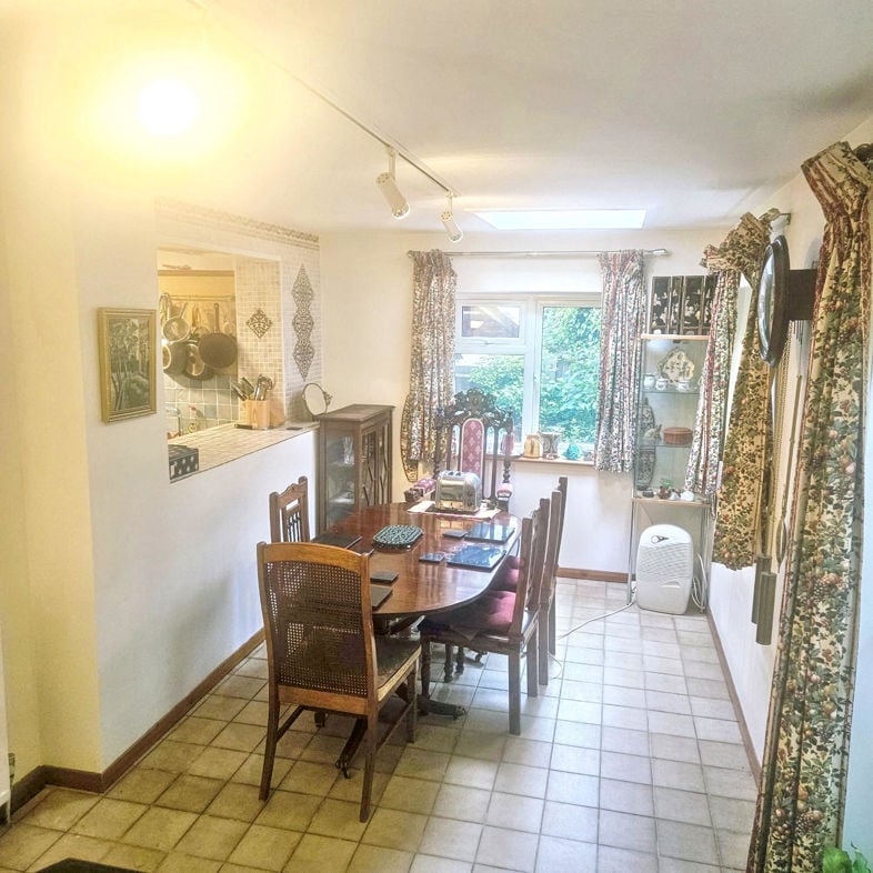 Property image 5 of 23