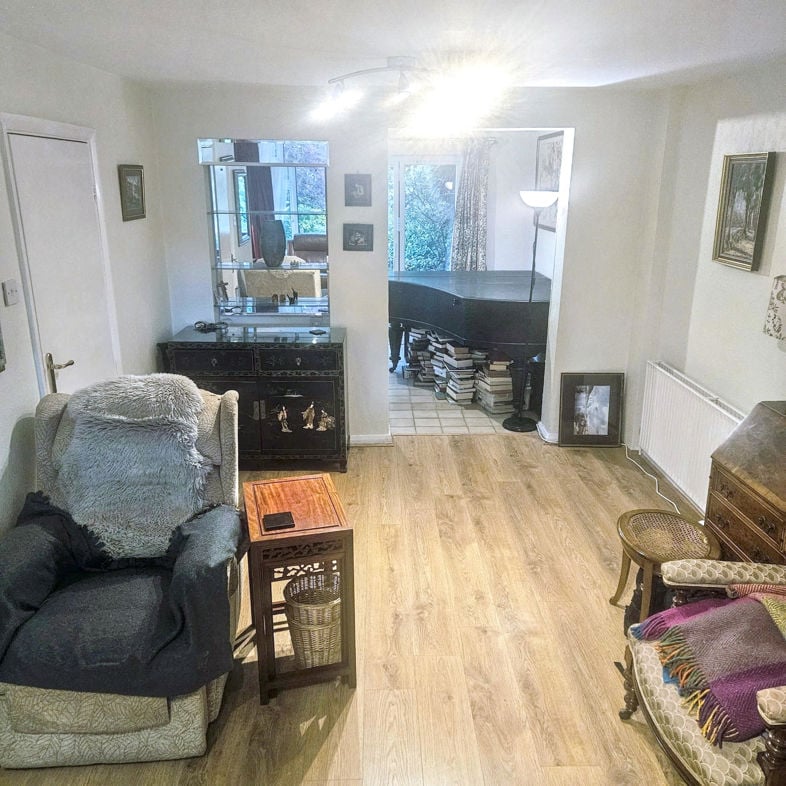 Property image 4 of 23