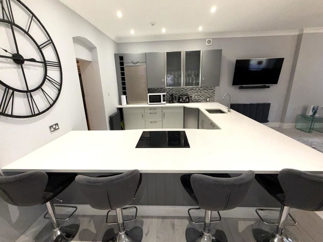 Property image 3 of 16