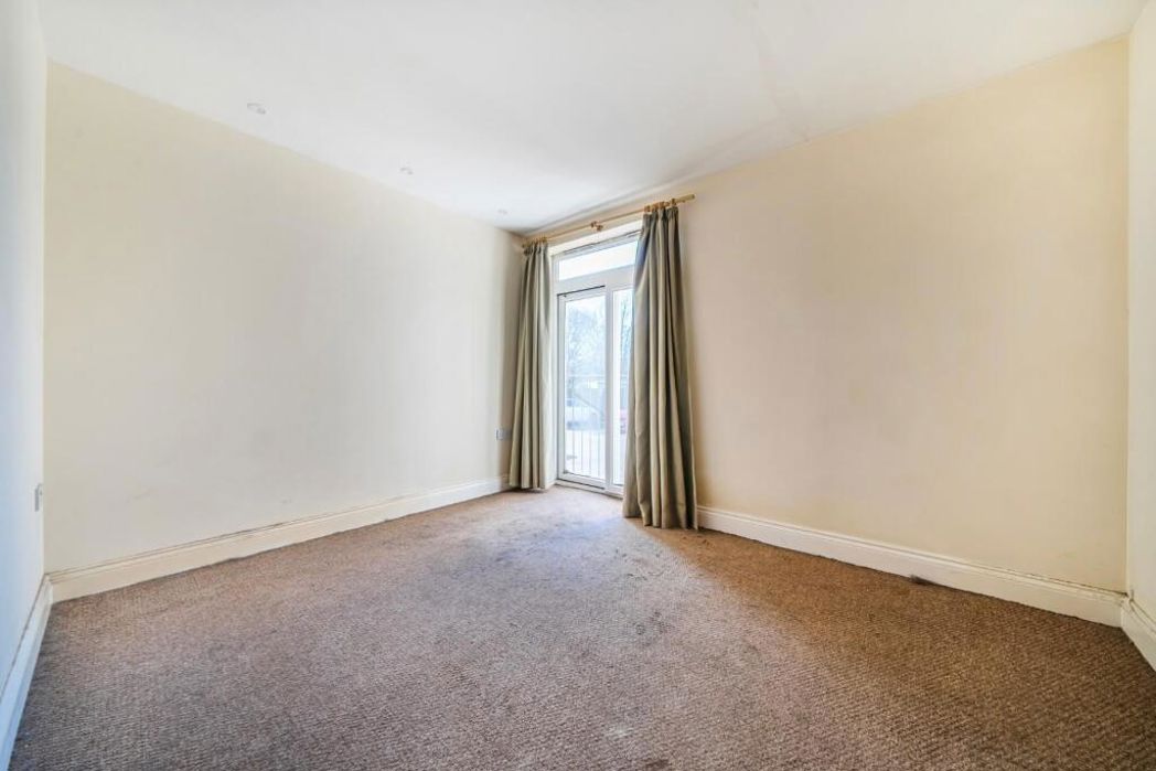 Property image 7 of 14