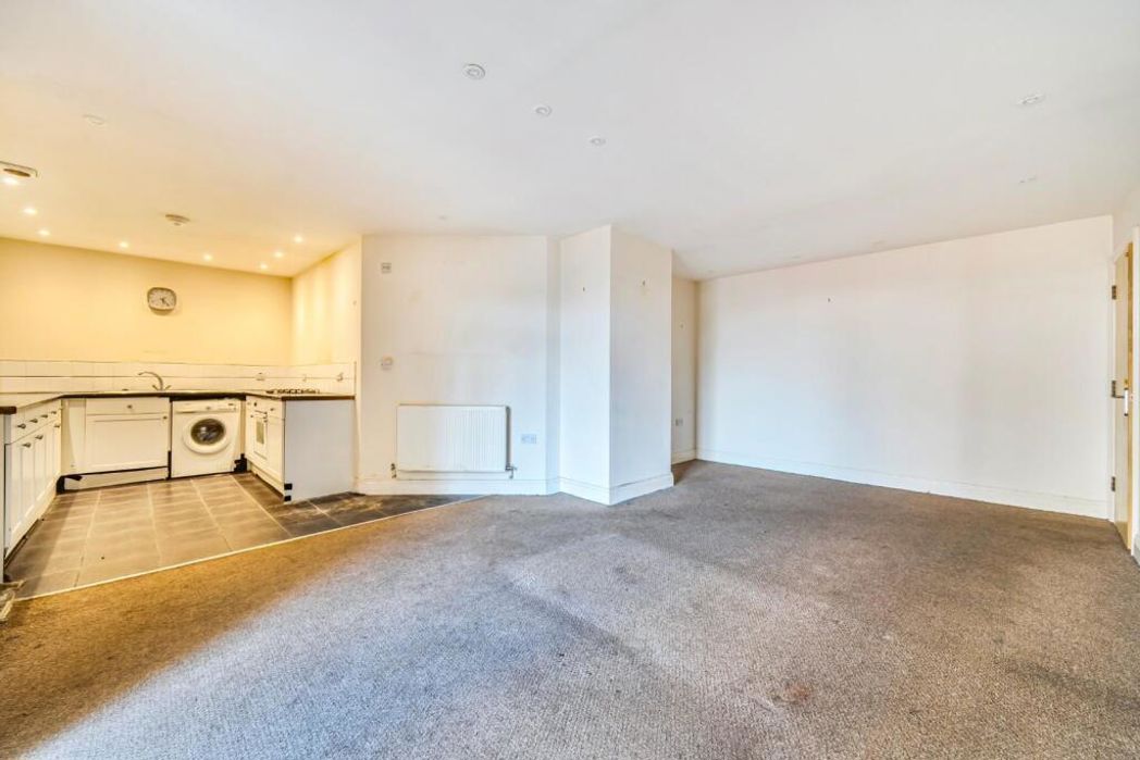 Property image 3 of 14