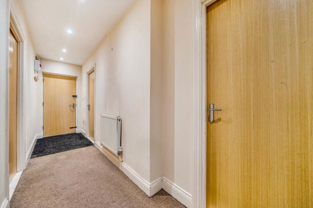 Property image 12 of 14