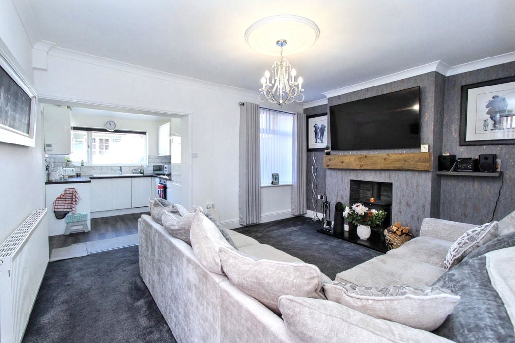 Property image 3 of 12