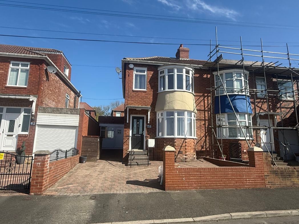 Property image 1 of 12