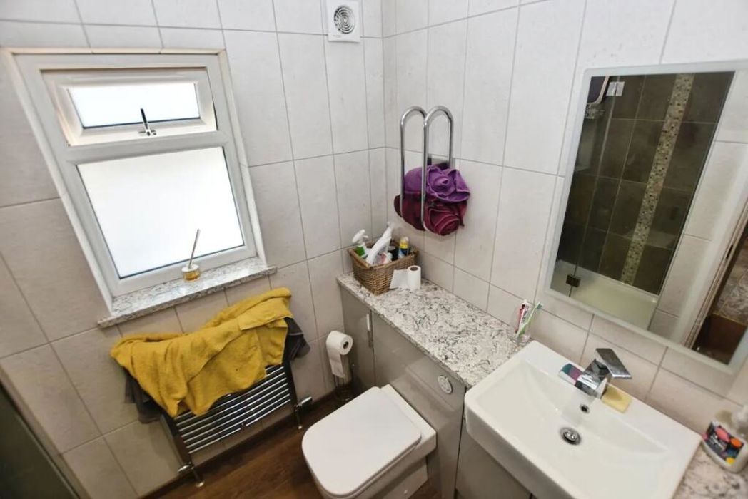 Property image 13 of 15