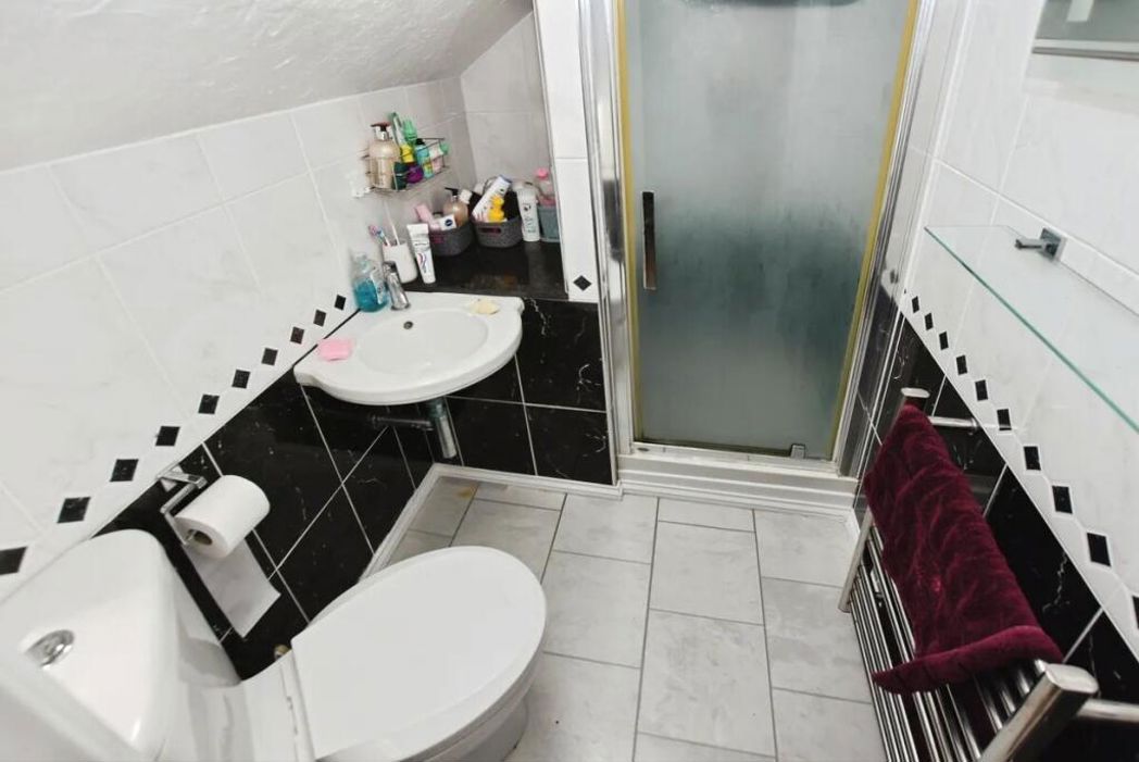 Property image 14 of 15