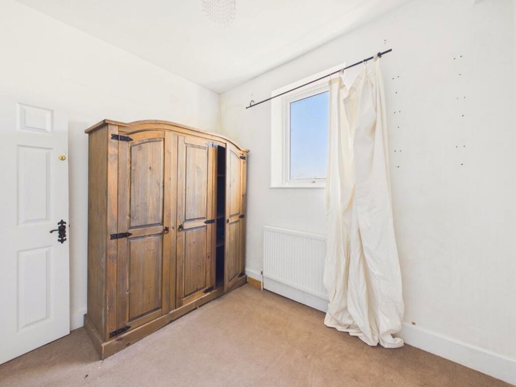 Property image 7 of 8