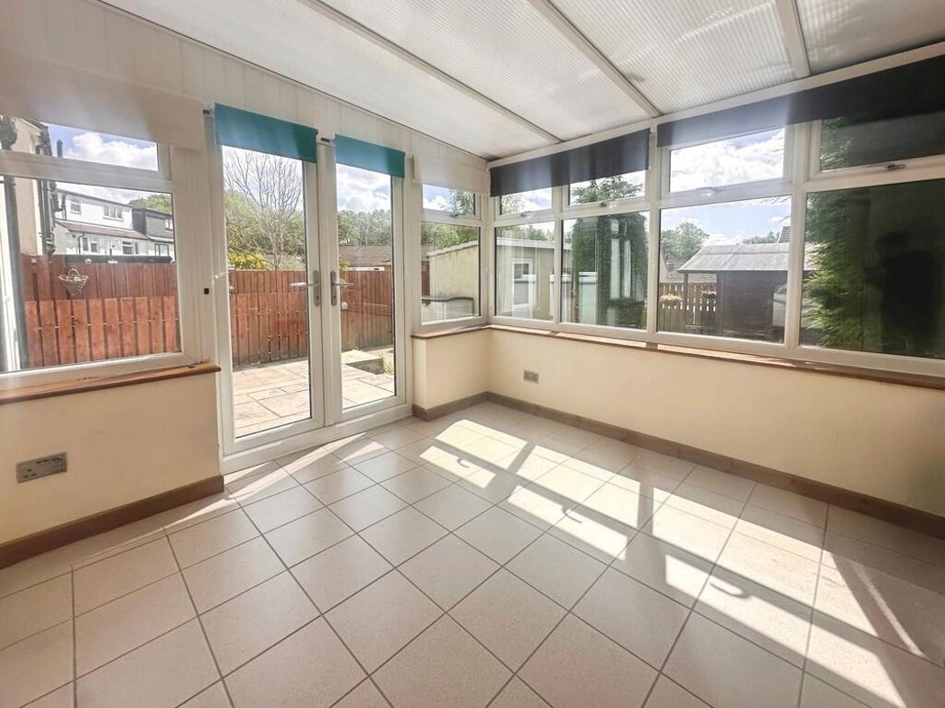 Property image 4 of 15