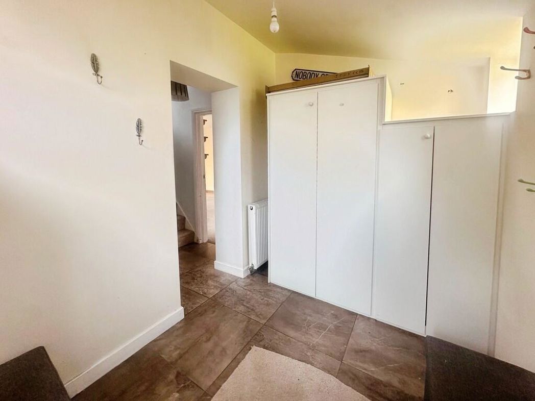 Property image 11 of 15