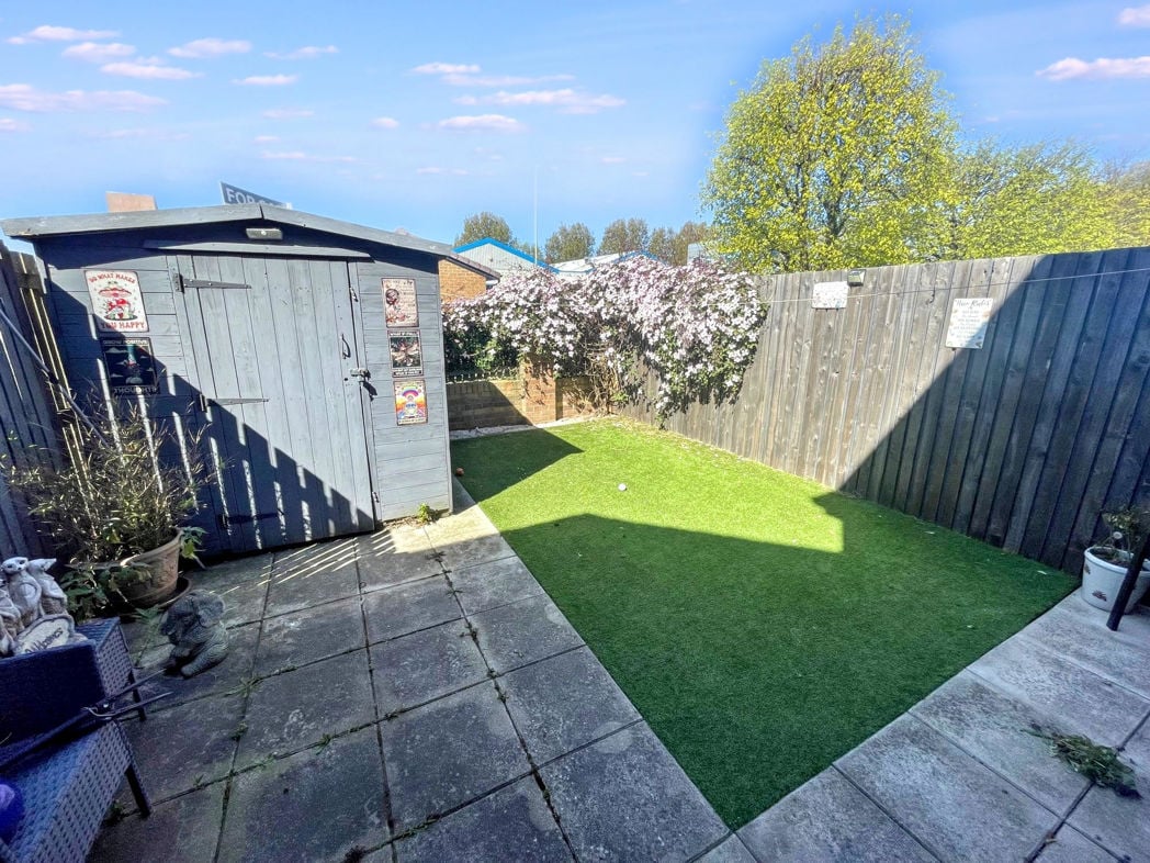 Property image 11 of 11