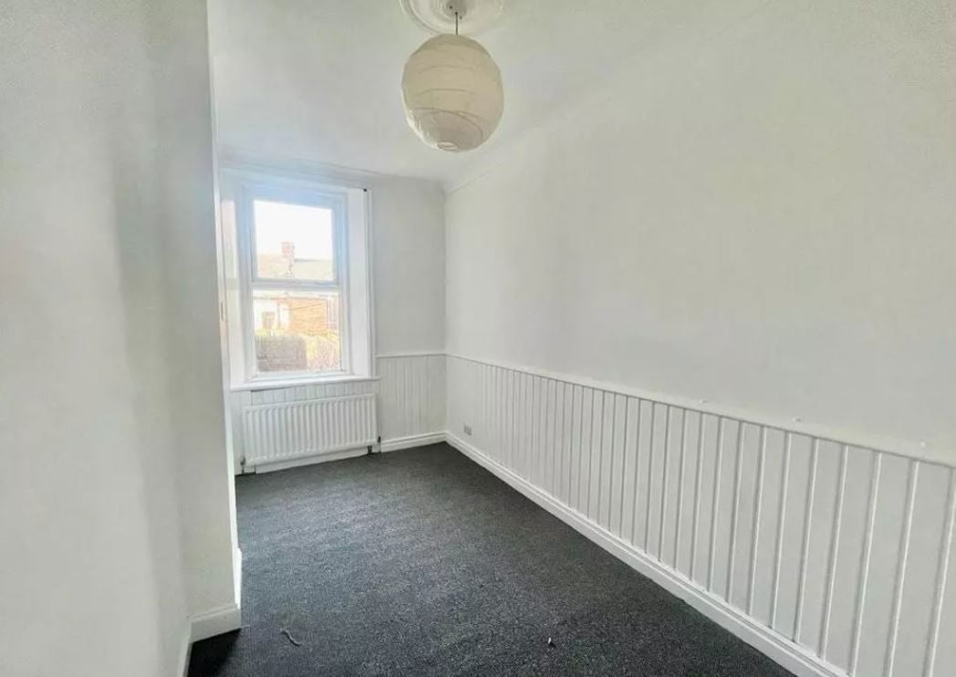 Property image 3 of 4