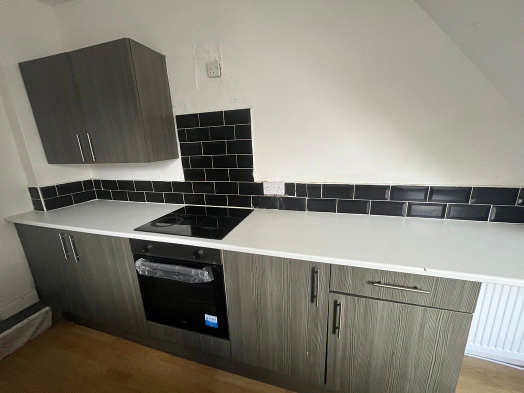 Property image 7 of 9