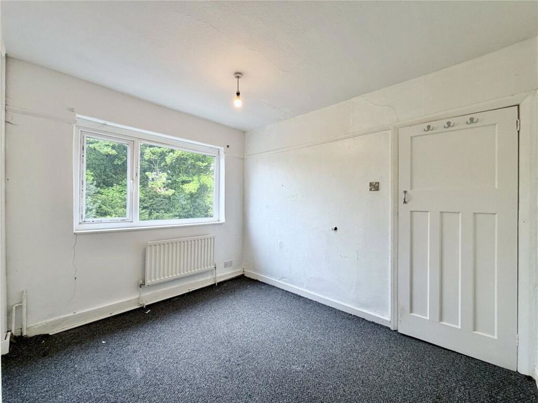 Property image 9 of 17