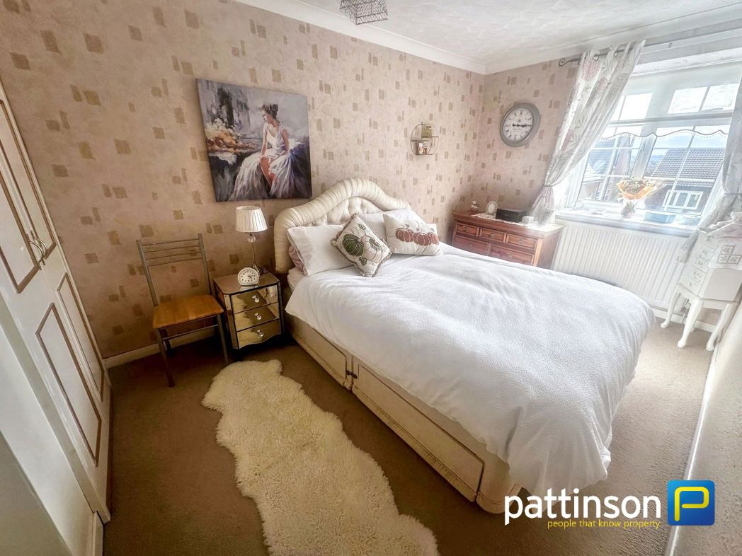 Property image 10 of 15