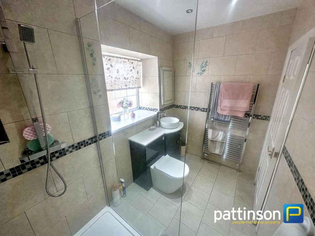 Property image 12 of 15