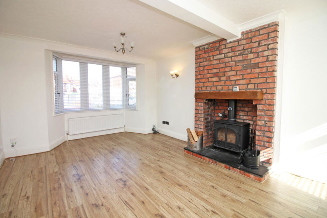 Property image 3 of 19
