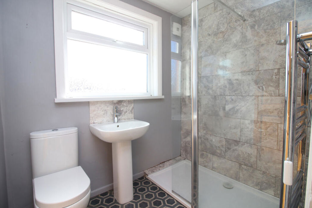 Property image 11 of 19