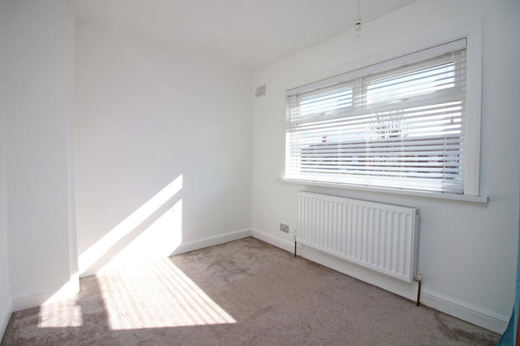 Property image 13 of 19