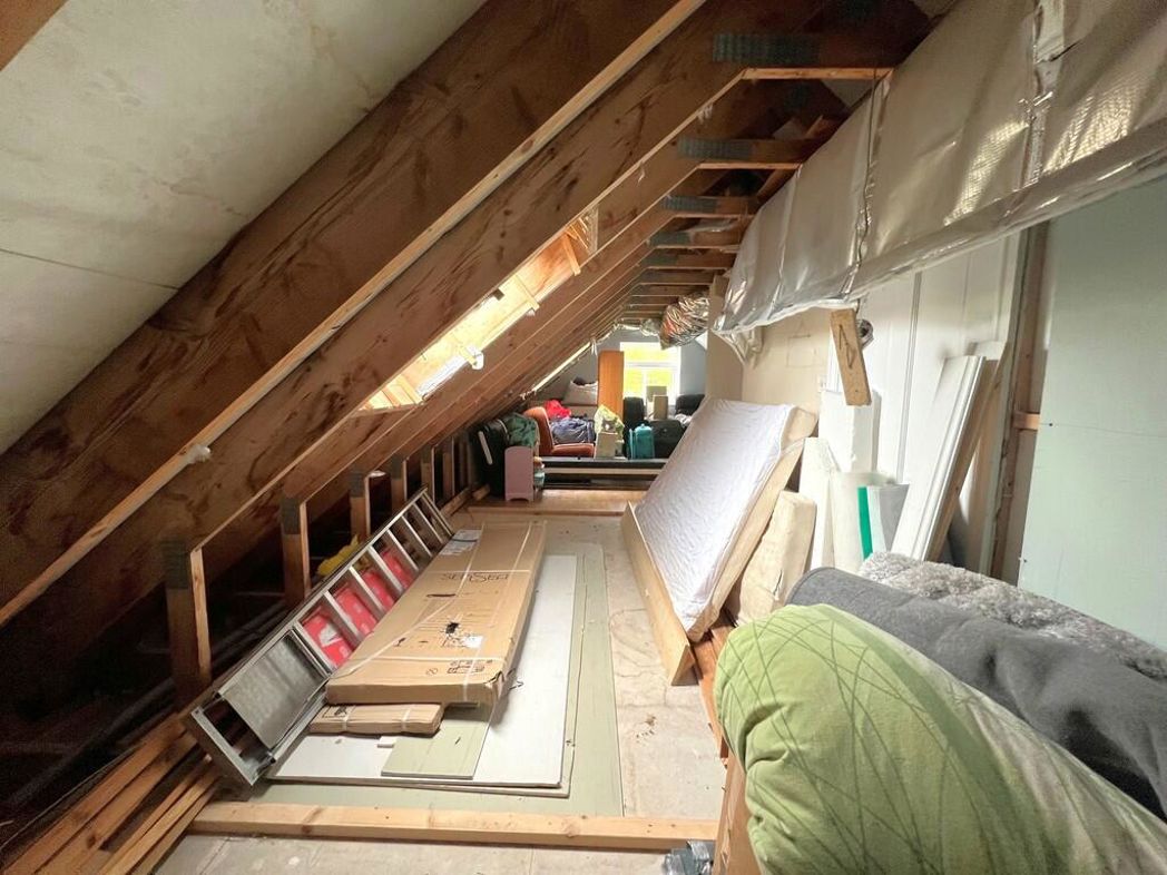 Property image 11 of 16