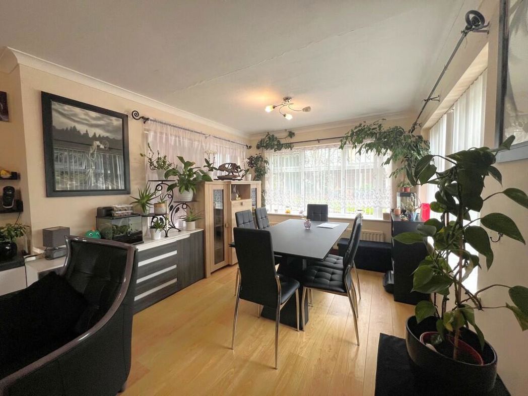 Property image 2 of 16