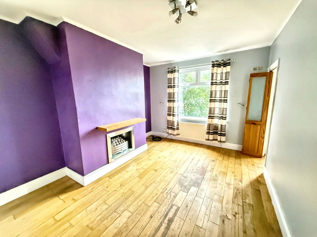 Property image 2 of 8