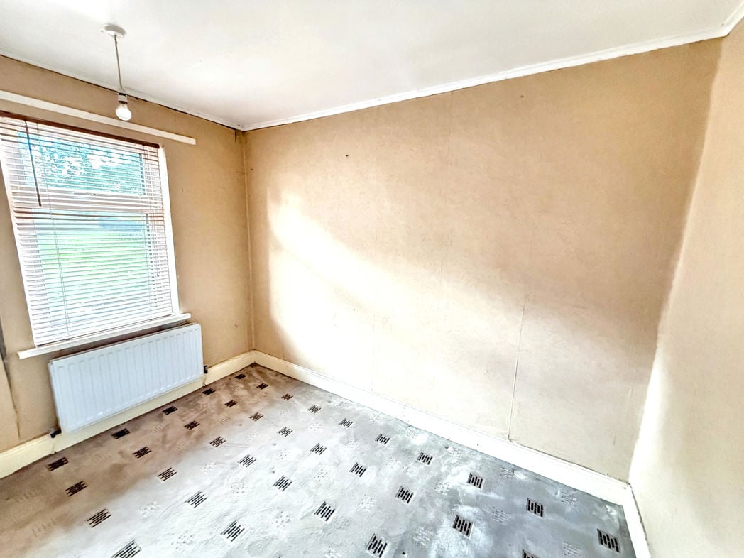 Property image 5 of 8