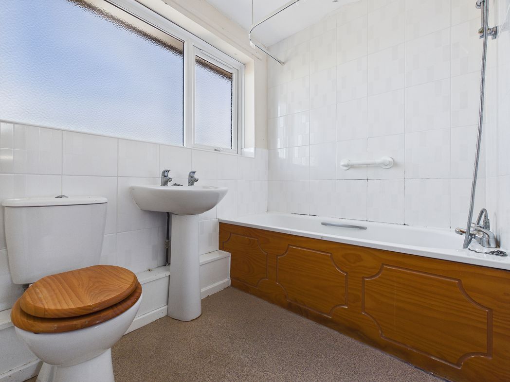 Property image 8 of 14