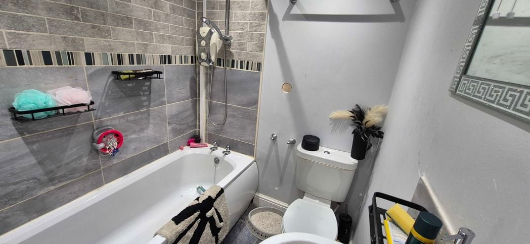 Property image 30 of 54