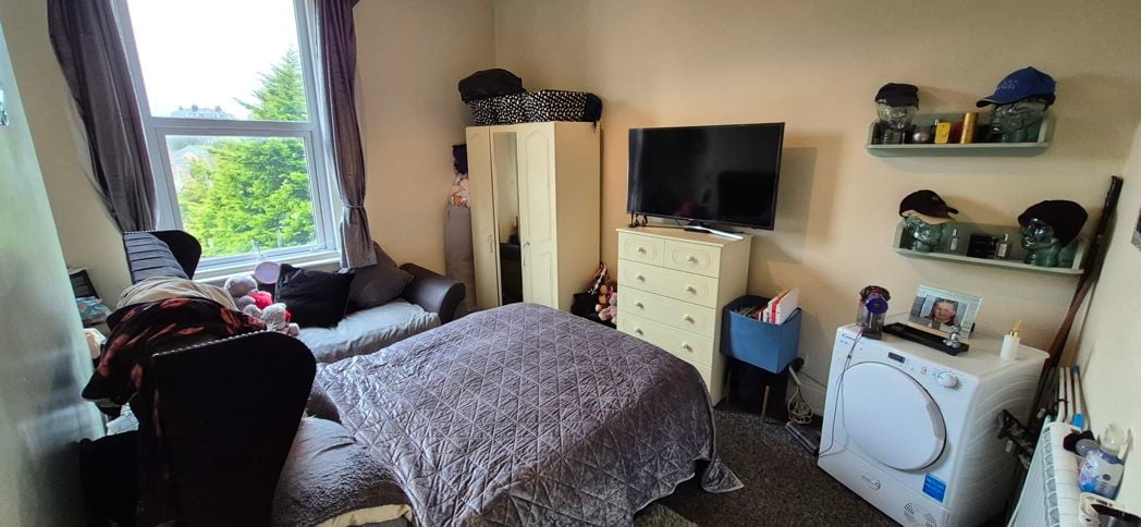 Property image 40 of 54