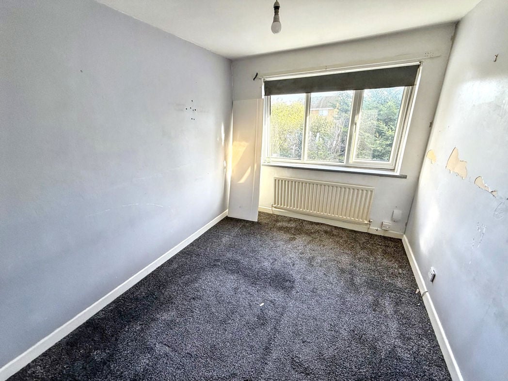 Property image 5 of 9