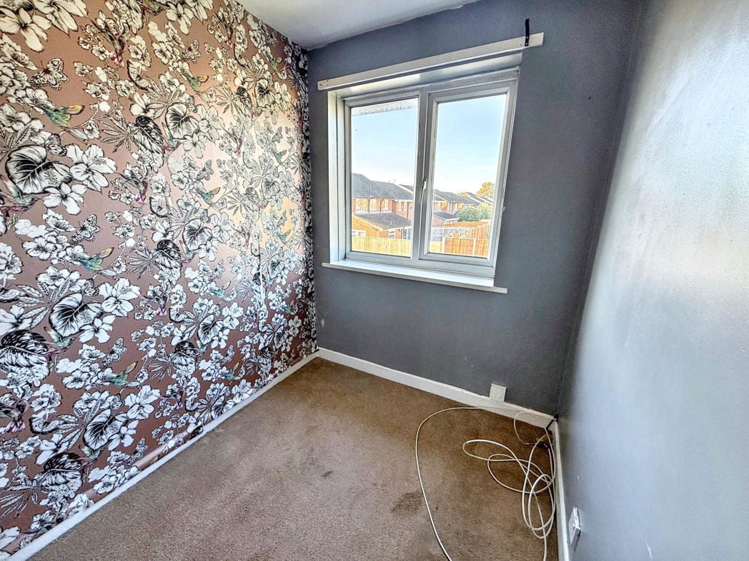 Property image 7 of 9