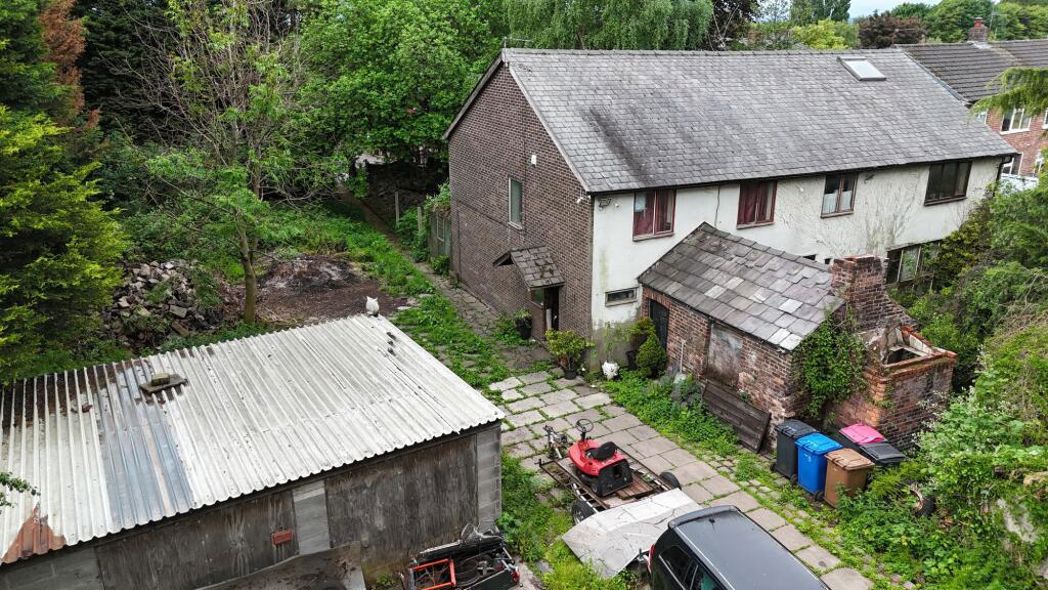 Property image 3 of 9