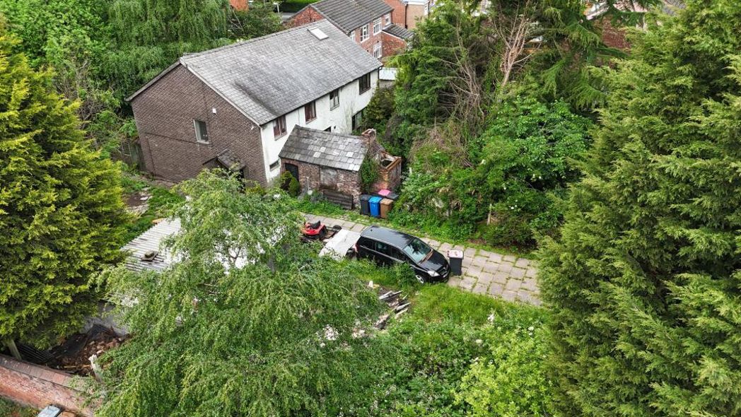 Property image 6 of 9
